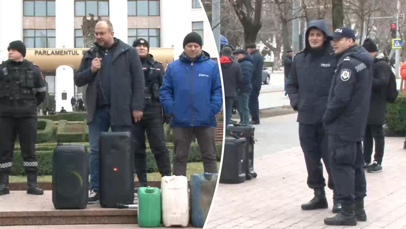 Fermierii au ajuns la Parlament: I-au adus canistre lui Bolea