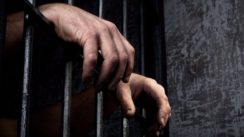 Un bărbat, condamnat la închisoare și amendat: Șantaja o tânără