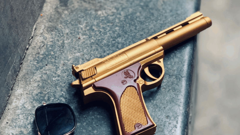 Demnitarii nu vor putea obține arme fără control medical. Decizia MAI