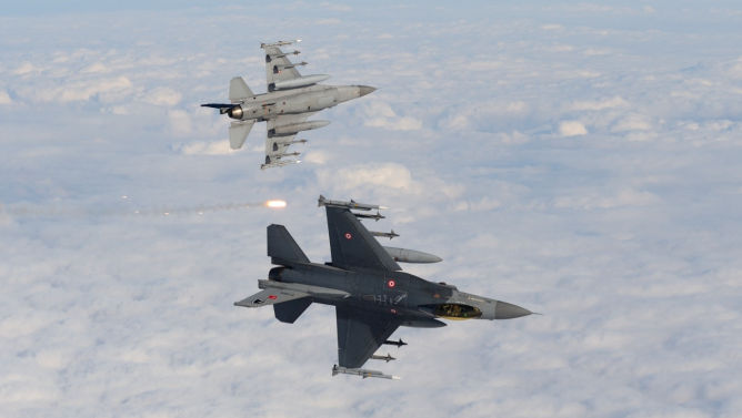 România: Două aeronave F-16 au monitorizat situația din Tulcea