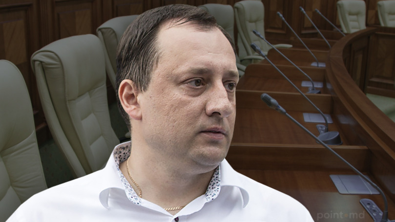 Парламент проголосовал за лишение Уланова депутатской неприкосновенности.