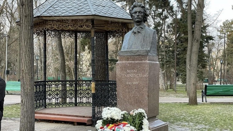 Omagii de Ziua Culturii și 174 de ani de la nașterea lui Eminescu