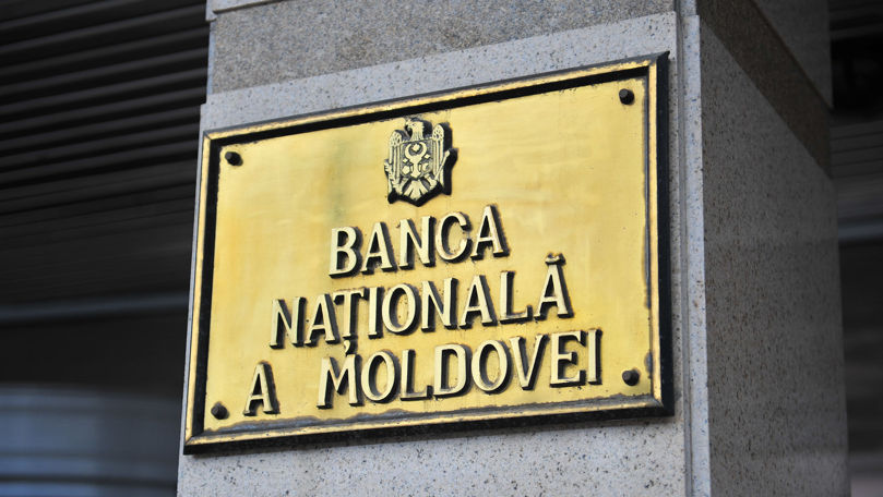 Официальные валютные резервы в феврале сократились на 61 млн евро.