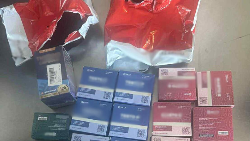 Un bărbat a vrut să intre în țară cu sute de pastile cu efect psihotrop