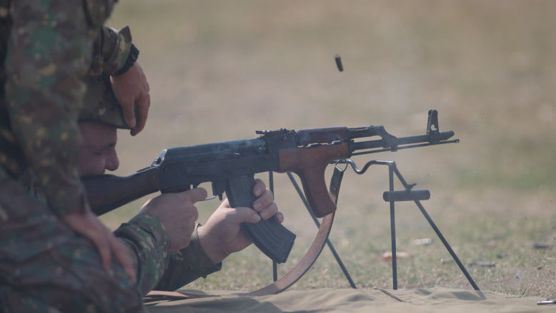 O nouă mitralieră va fi testată direct pe frontul din Ucraina