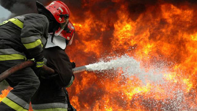 Incendiu la o fabrică de încălţăminte din Bender: Sălile, pline de fum