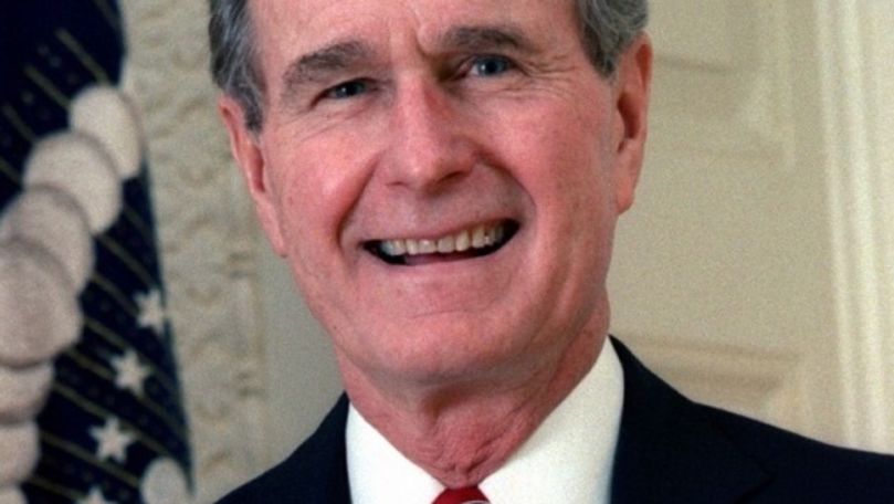 Fostul preşedinte american George Bush Sr. a fost condus pe ultimul drum