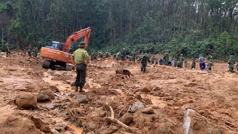 Trei copii au murit în urma unei alunecări de teren în Vietnam