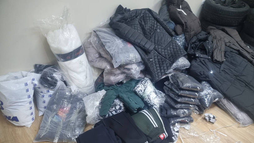 Haine introduse ilicit în Moldova, depistate la Țânțăreni și Cimișlia