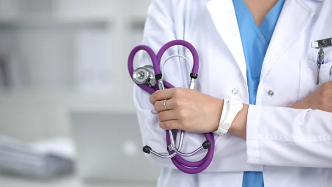 Tot mai mulți tineri refuză să lucreze în raioane. Istoria unui medic