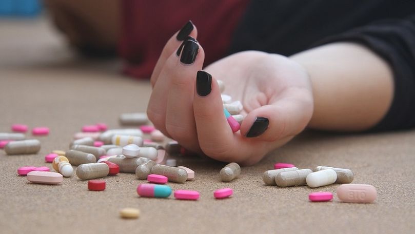 Copilă din Cahul, găsită inconștientă după o intoxicație cu pastile