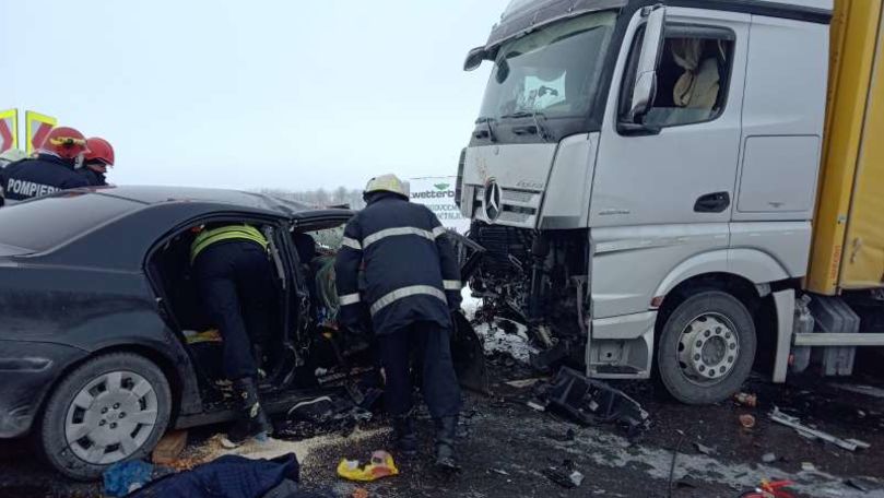 Accident frontal în România: O femeie din R. Moldova a murit