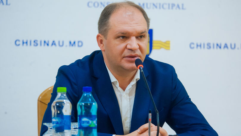 Чебан: Ситуация с состоянием дорог плачевная в городе и пригородах.