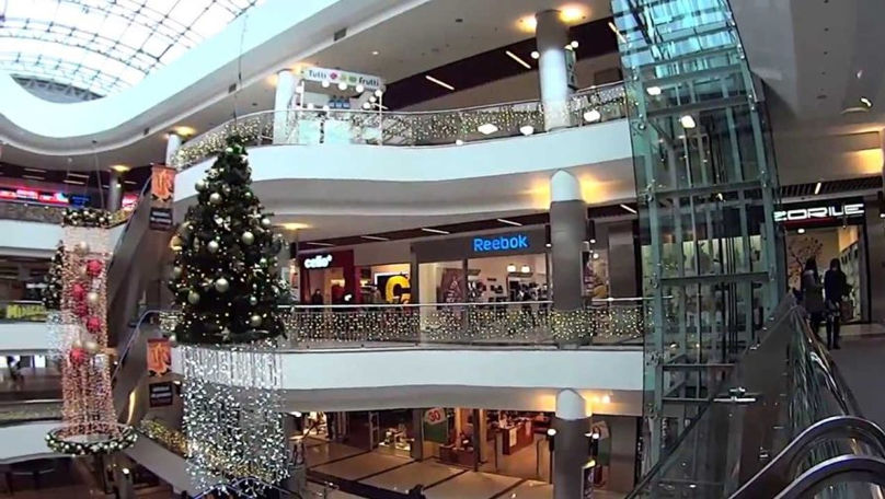Cum vor activa centrele comerciale din Capitală în perioada sărbătorilor