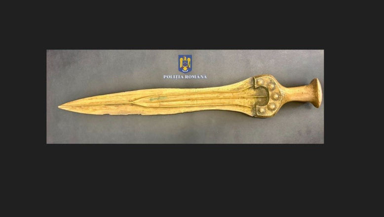 România: O sabie din Epoca bronzului, găsită în timpul unor percheziţii