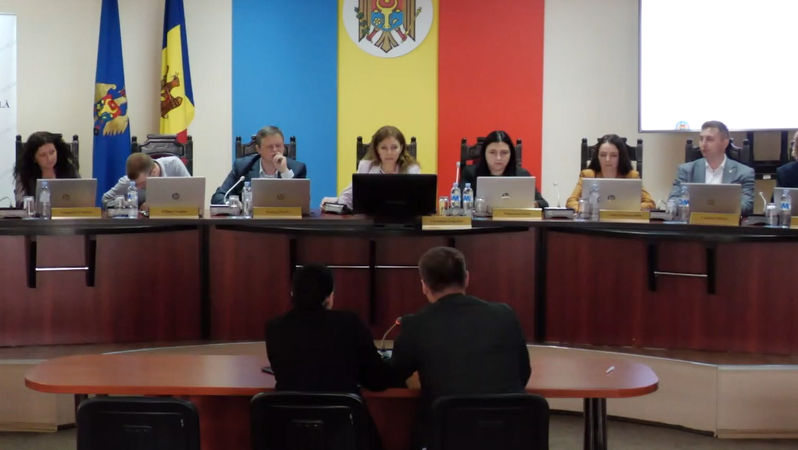 Replici între președinta CEC și consilierul lui Ceban: Rușine