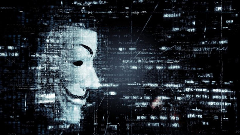 Anonymous: Sancțiunile nu-l rănesc pe Putin, ci doar pe oamenii ca tine