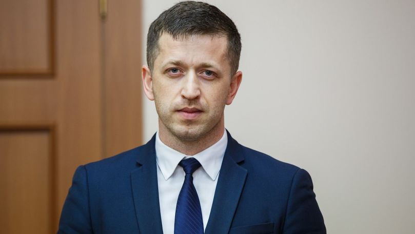 Госсекретарь минэкономики в области транспорта Сергей Букэтару.
