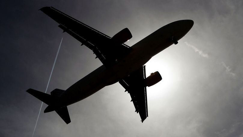 Avion militar misterios, surprins la Aeroportul Chișinău