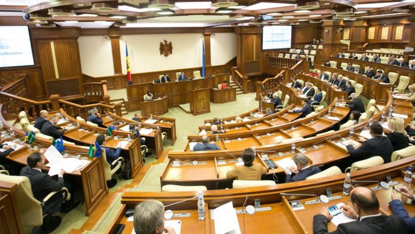 Comisiile parlamentare vor examina referendumul din 24 februarie