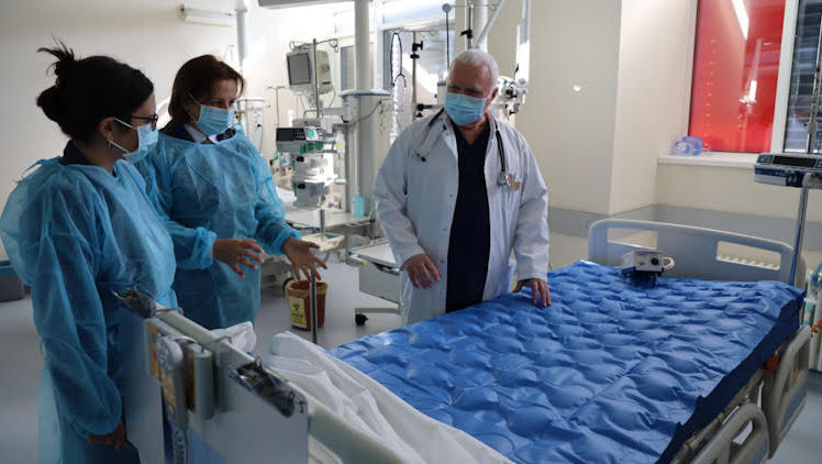OIM a donat dispozitive medicale Spitalului Republican Timofei Moșneaga