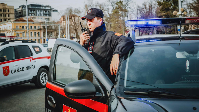 Patru persoane căutate de Poliție, depistate de carabinieri în Chișinău