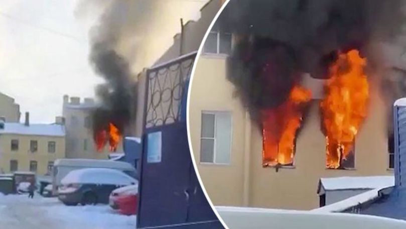 Imagini de groază la Sankt Petersburg: O clădire istorică, cuprinsă de flăcări