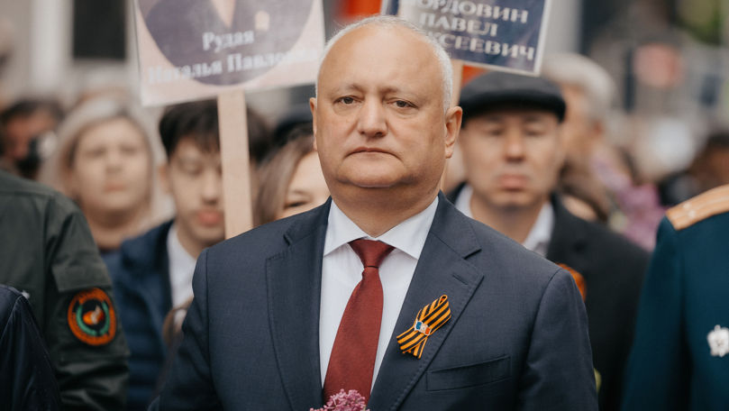 Igor Dodon, citat la Poliție pentru că a purtat Panglica Sf. Gheorghe