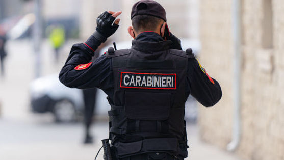 Chișinău: Un bărbat căutat de oamenii legii, reținut de carabinieri