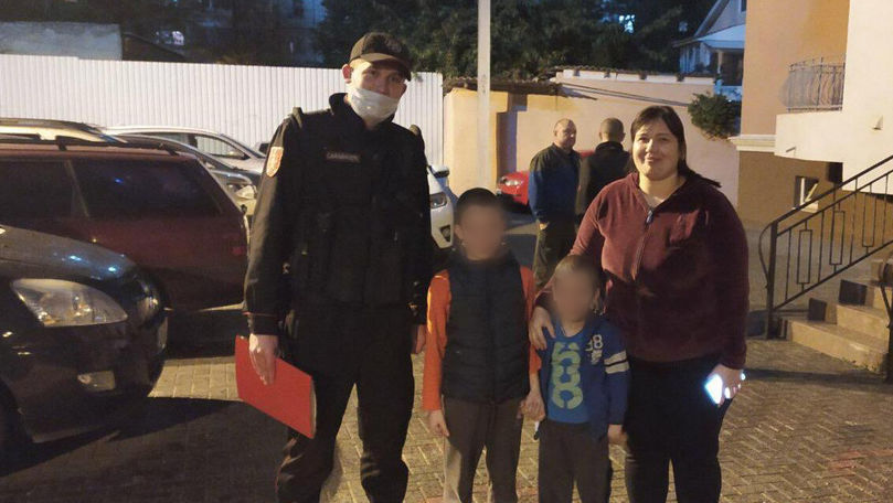 Doi minori care s-au rătăcit în Capitală, găsiți de carabinieri