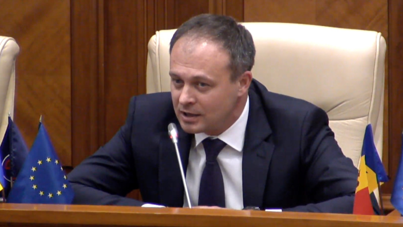 Канду: Мы предлагаем выплачивать по 2000 леев на ребенка до 18 лет.