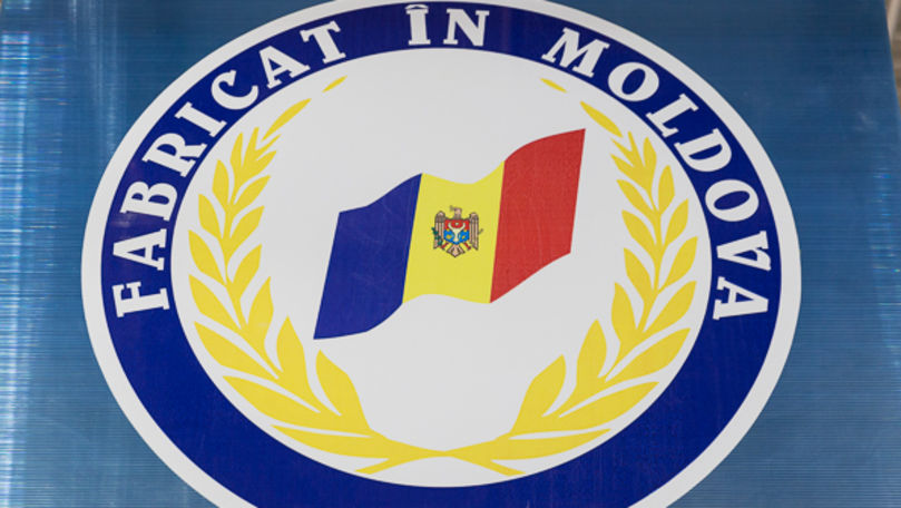 До сих пор ни вина или соков, ни овощных или фруктовых консервов, не говоря уже о свежих фруктах и овощах молдавского производства в Манитобе не было.