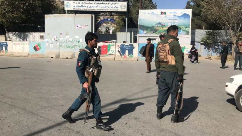 Afganistan: Cel puţin 10 studenţi ucişi într-un atac armat din Kabul