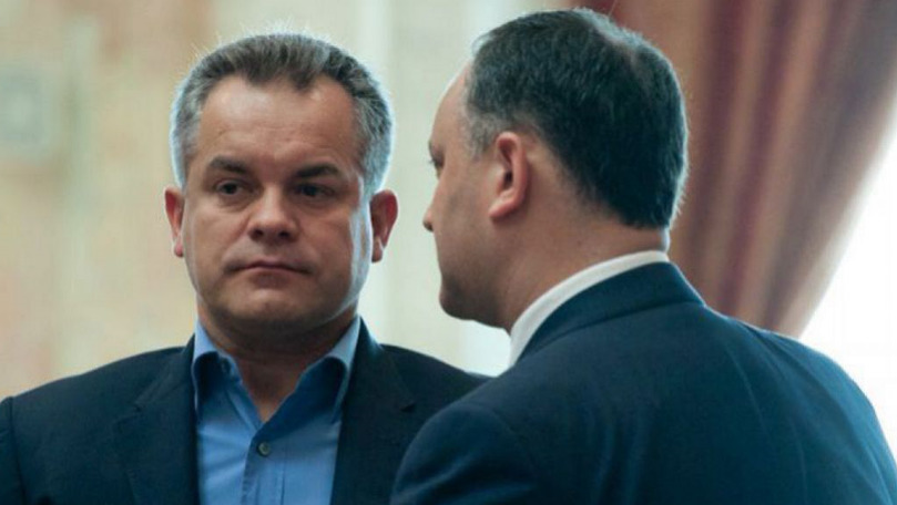 Probe PDM: Dodon, filmat cum cere bani de la Plahotniuc