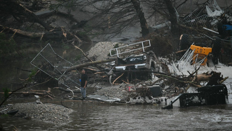 Cel puțin 100 de morți în Texas, în urma unor inundații devastatoare