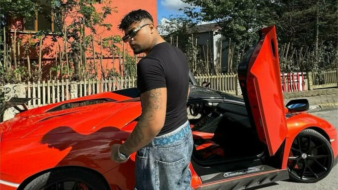 Cel mai cunoscut rapper turc, arestat și încarcerat pentru o melodie