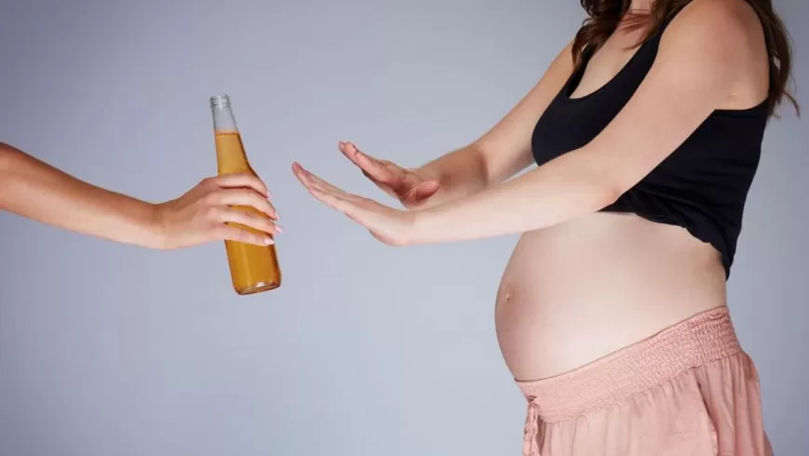 Alcoolul din sângele gravidei poate provoca dizabilitate copilului