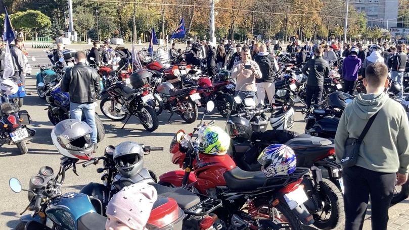 Motocicliștii din Moldova au închis sezonul printr-o paradă