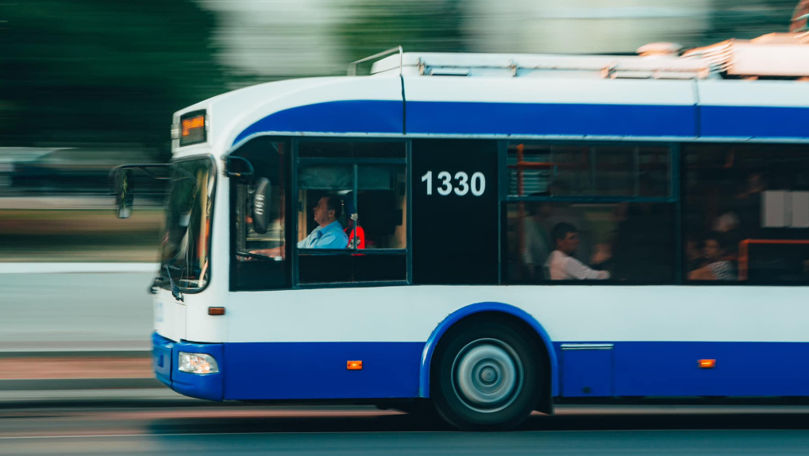 Trafic intens pe unele străzi ale Capitalei, anunțat pentru sâmbătă