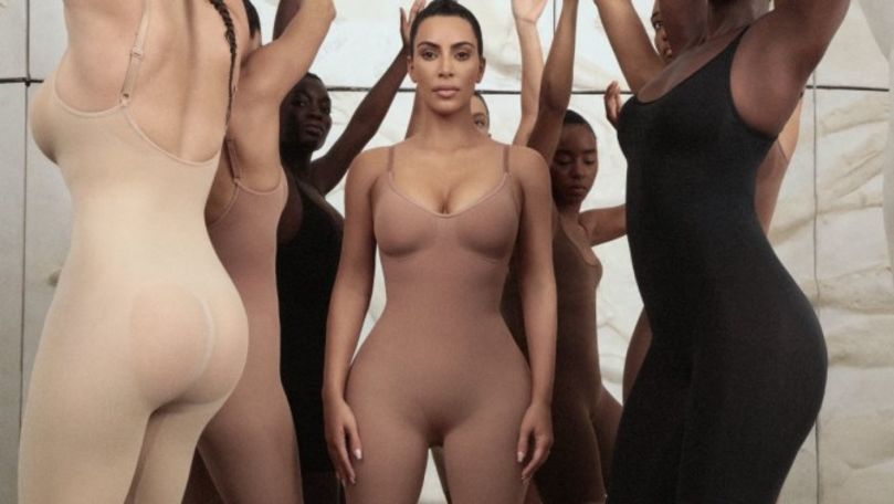 Kim Kardashian a revoltat toată Japonia cu noua sa lenjerie intimă