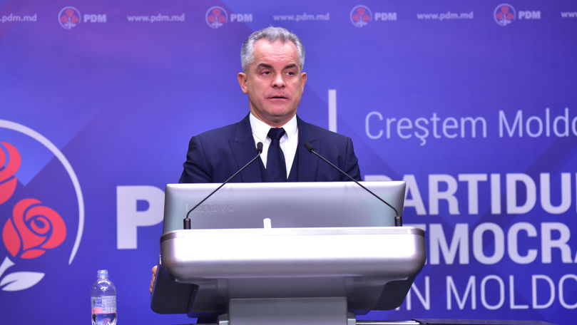 Cum a stors Plahotniuc milioane de euro din pașapoartele moldovenilor