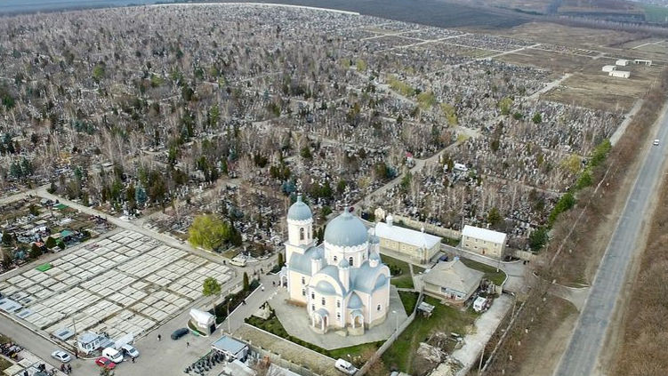 Кризис кладбищ Кишинева: 90% захоронений приходятся на «Дойну».