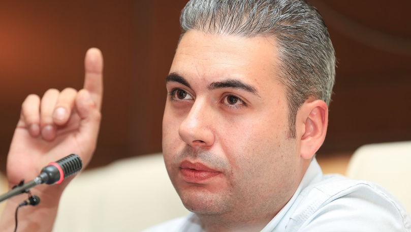 Un jurnalist armean consideră că a fost expulzat ilegal din Ucraina