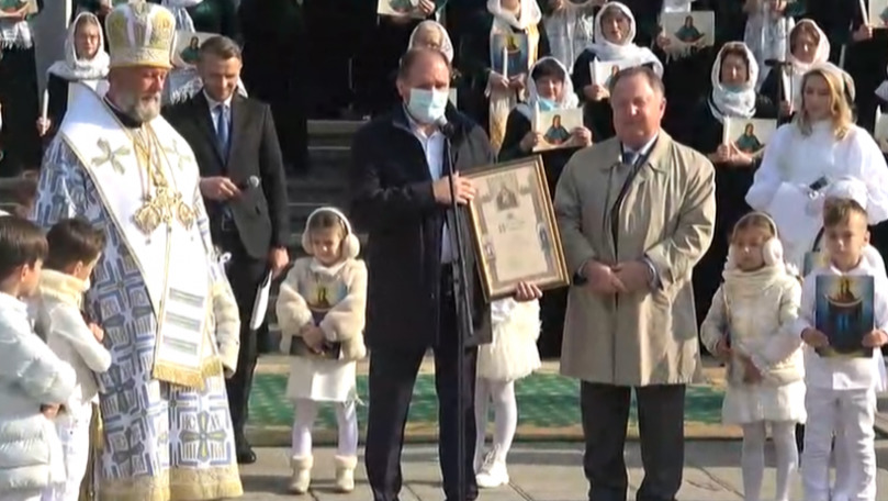Hramul Chișinăului: Patriarhul Kiril l-a decorat cu diplomă pe Ion Ceban