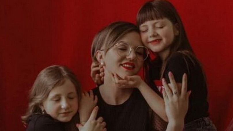 O preoteasă din Moldova cere ajutorul oamenilor în lupta cu cancerul
