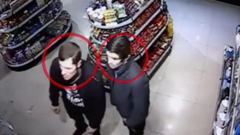 Doi bărbați care au jefuit o benzinărie din Criuleni, căutați de poliție