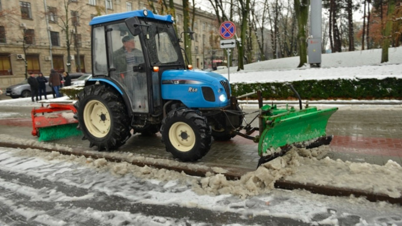 Câte tone de antiderapant au fost împrăștiate pe străzi