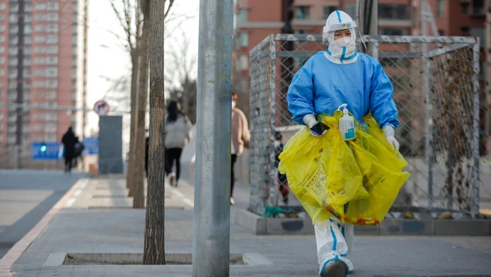 China respinge acuzațiile privind originea COVID-19