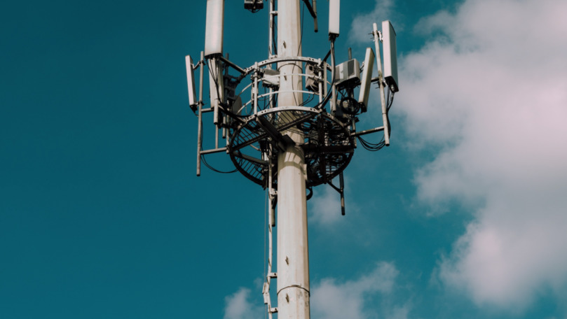 Cât de departe au ajuns susținătorii anti-5G și cine are de suferit