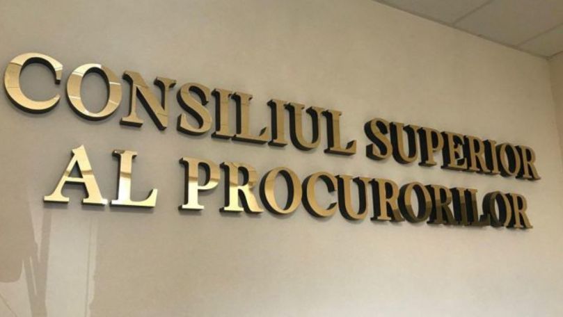 Trei procurori au depus jurământul de accedere în funcţie la şedinţa CSP